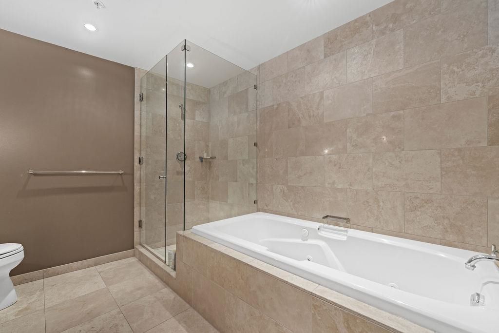 listing image 1109668816934428139