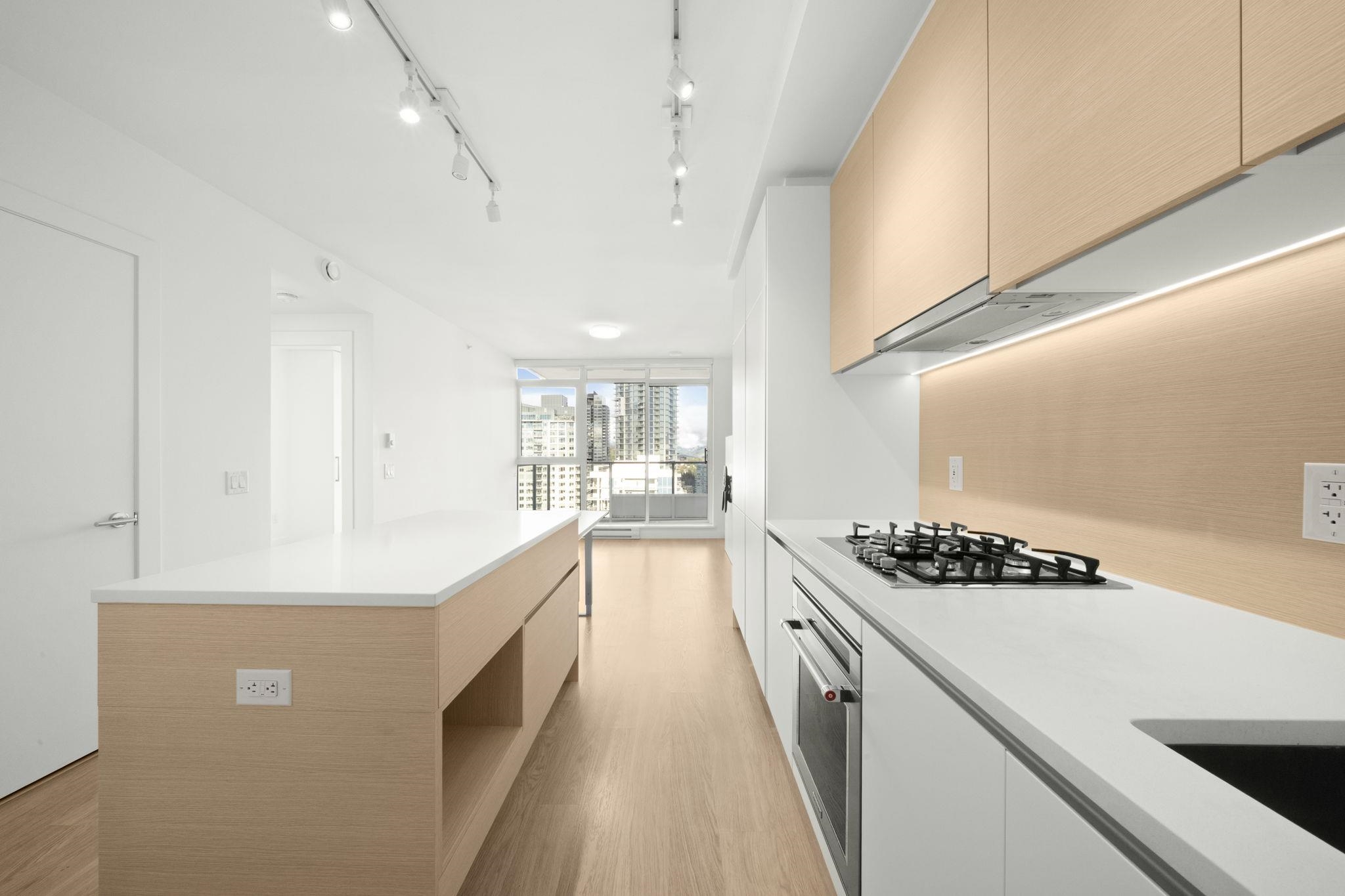 657 Whiting Way 3401