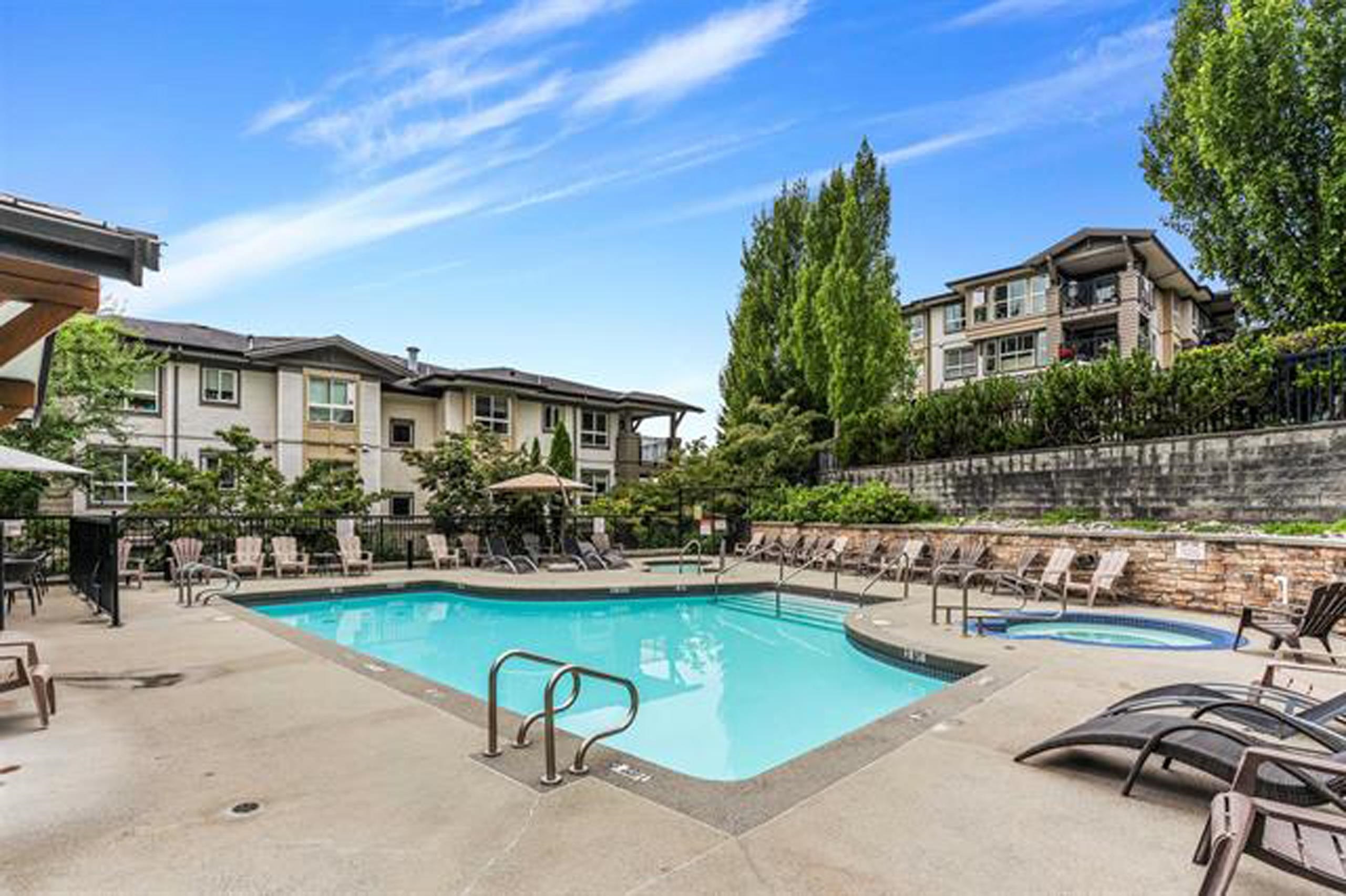 3082 Dayanee Springs Boulevard 402