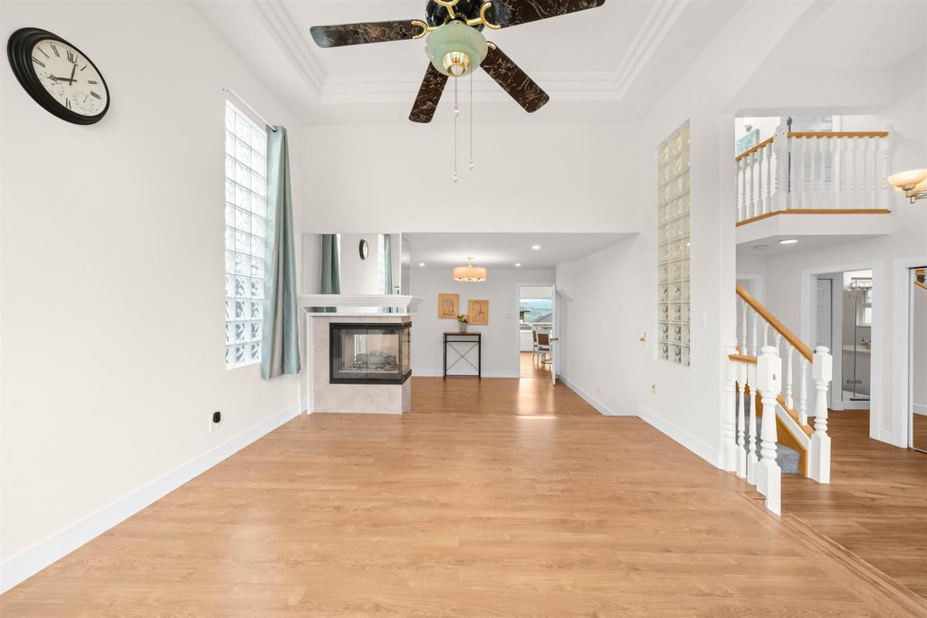 listing image 1108623361074213987