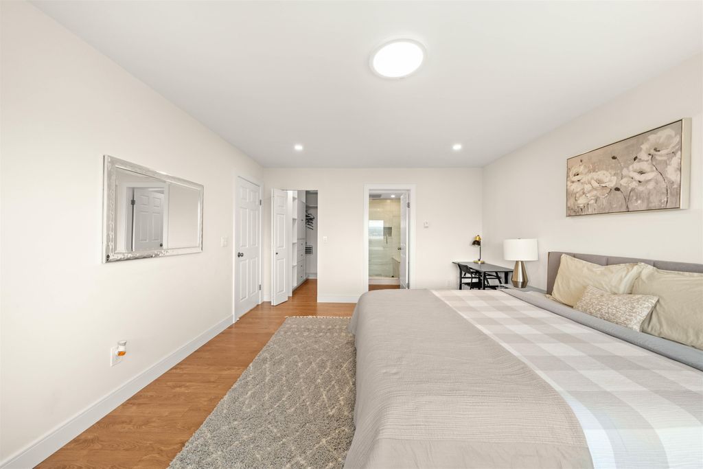 listing image 1102505570140831852