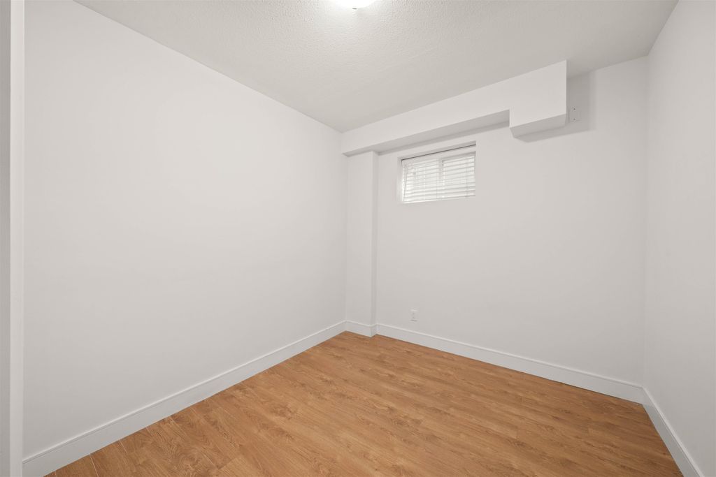 listing image 1103339287398539500