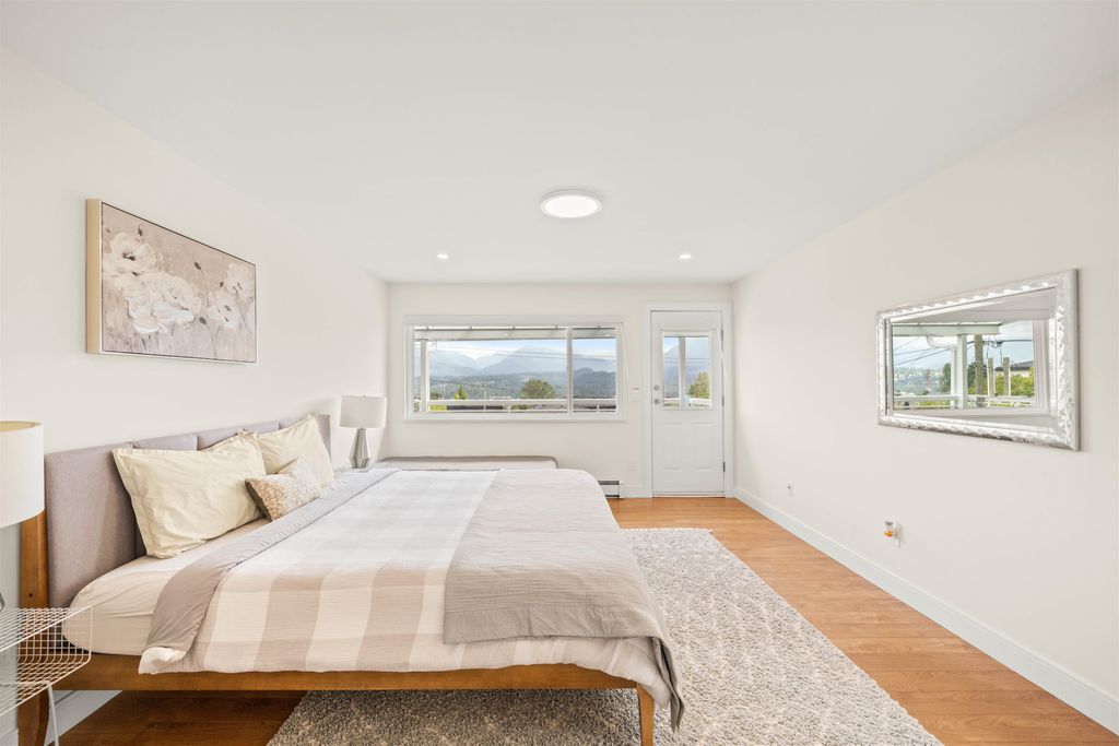 listing image 1107147186200305466