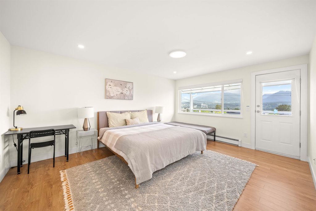 listing image 1101471245889568652