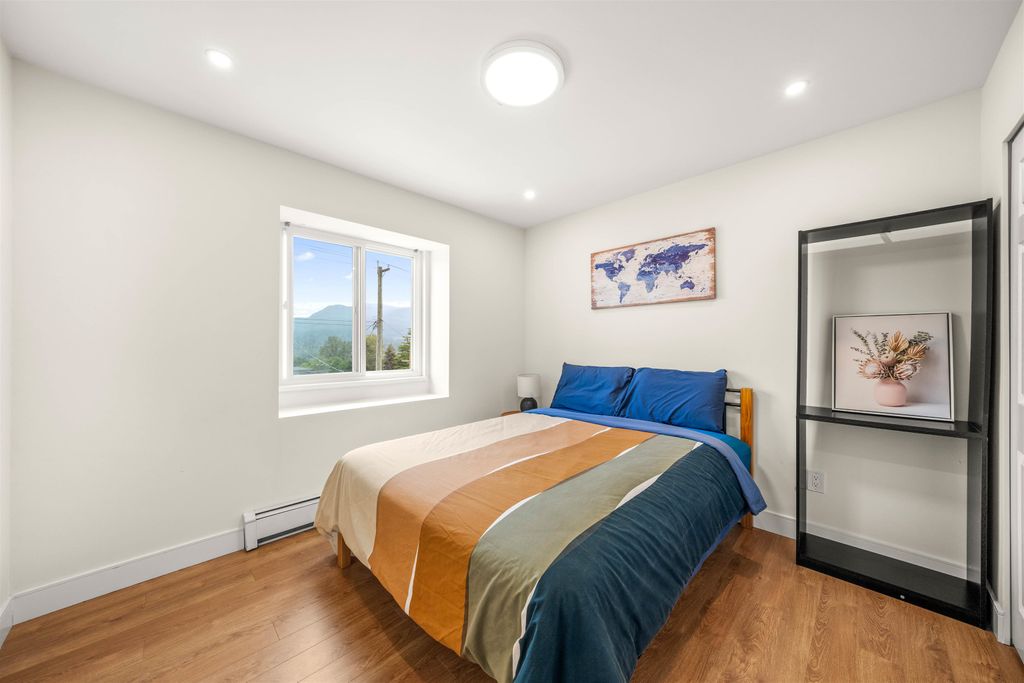 listing image 1100420062063218644