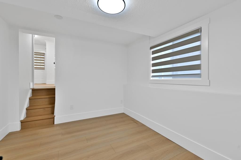 listing image 1104271564960034344