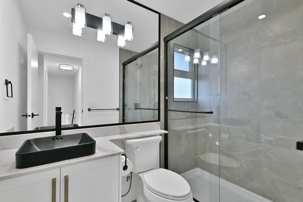 listing image 1100818080840861787