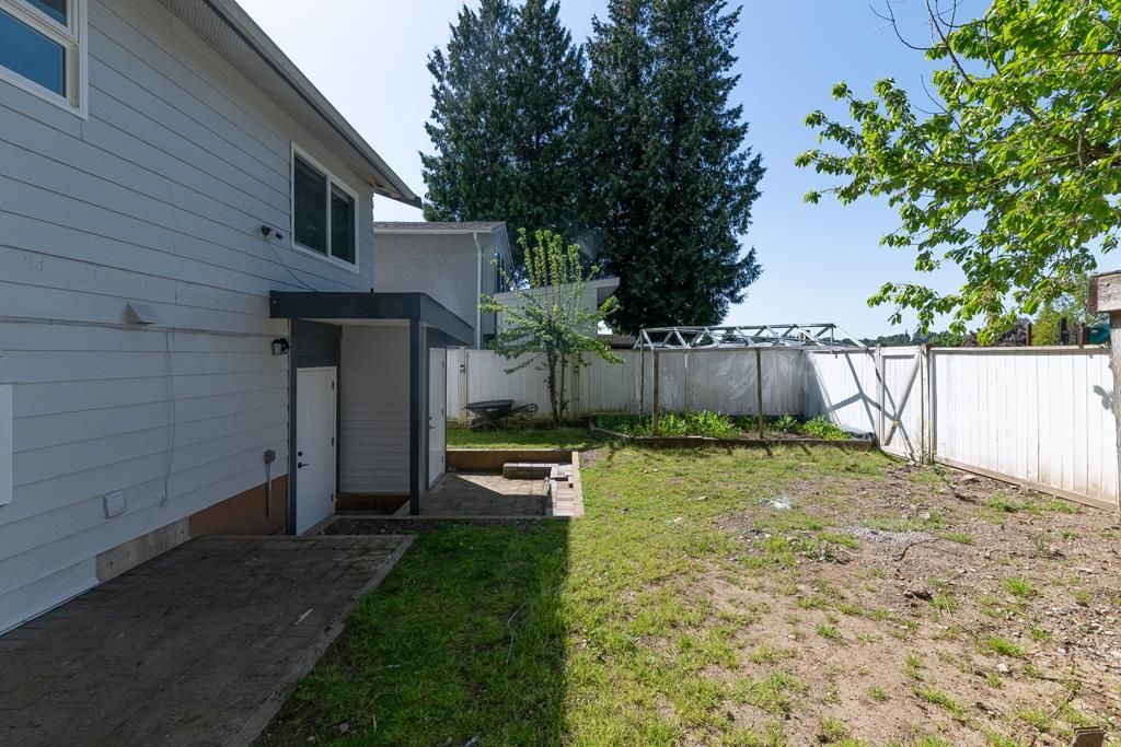listing image 1108257153928645066