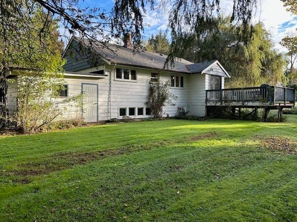 Photo of 11693 246 Street, Maple Ridge, BC V4R 1K7 (MLS # R3113383)