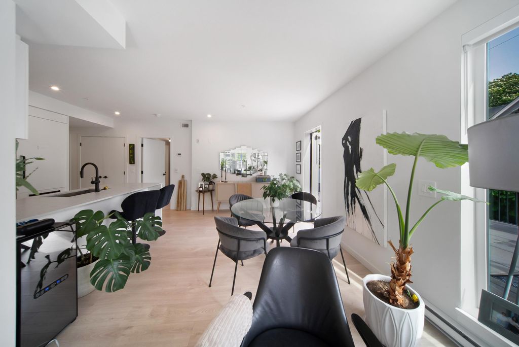listing image 1101487268442149153