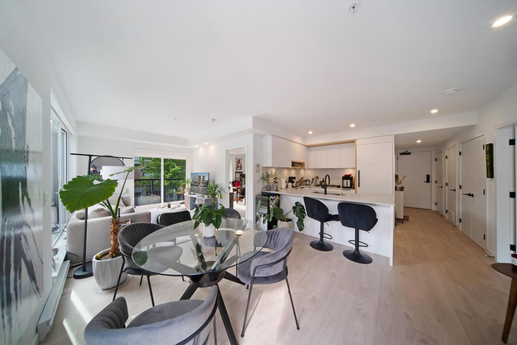 listing image 1106037515561391894