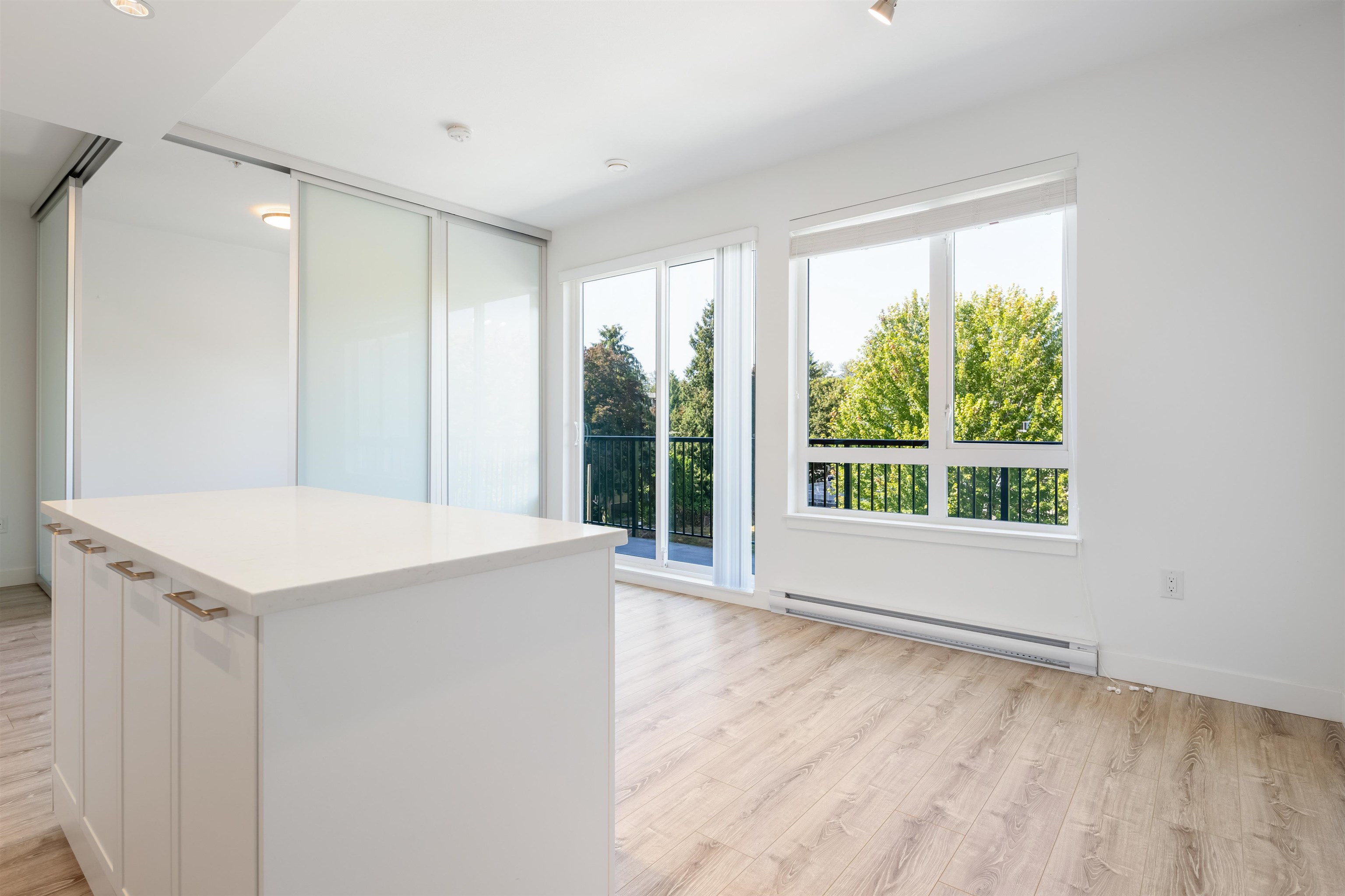 2382 Atkins Avenue 407