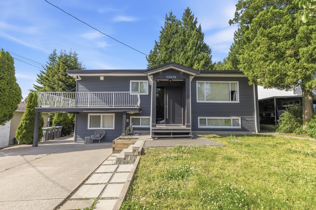 Photo of 13035 98a Avenue, Surrey, BC V3T 1C5 (MLS # R3131512)