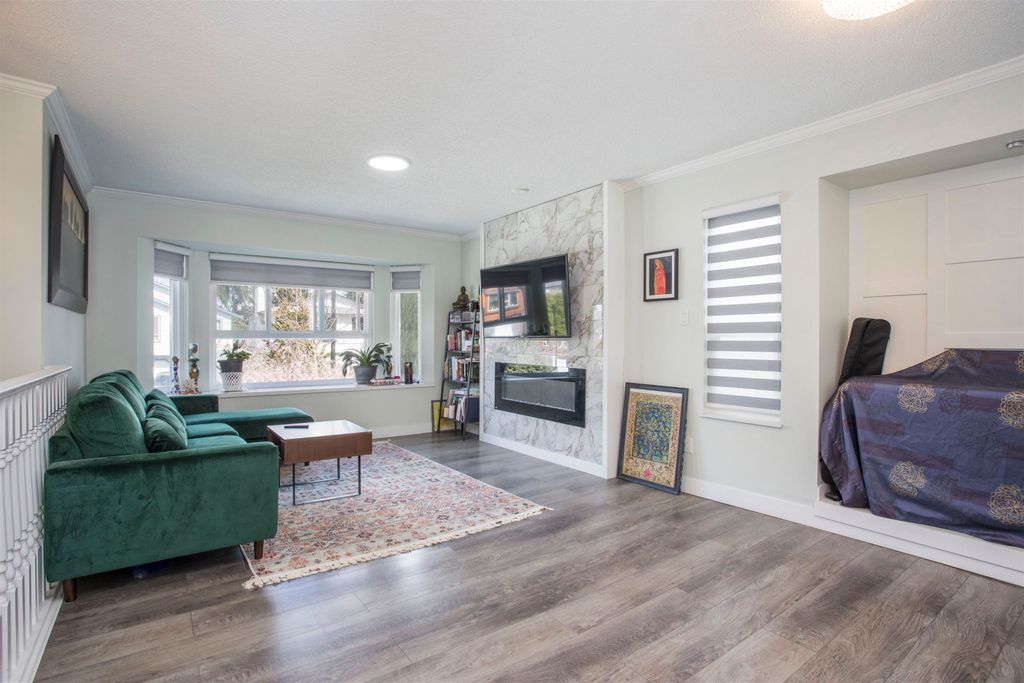 Photo of 20444 Dale Drive, Maple Ridge, BC V2X 8V9 (MLS # R3105963)