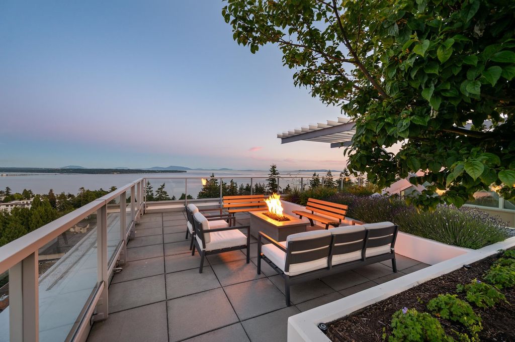 listing image 1108275500289254848