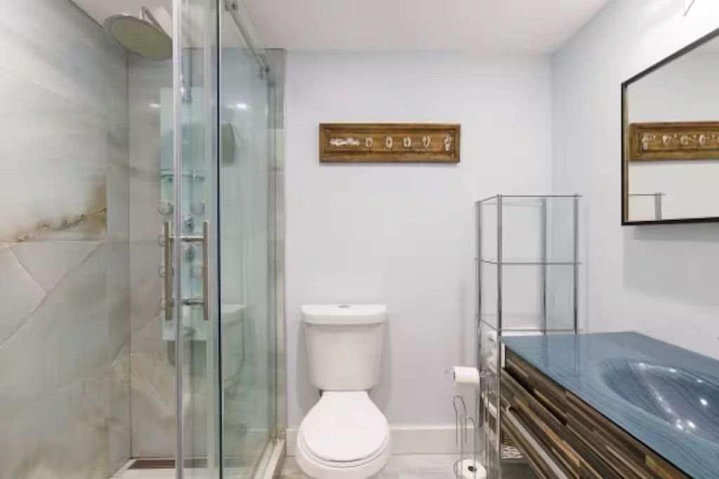 listing image 1106155911673080589