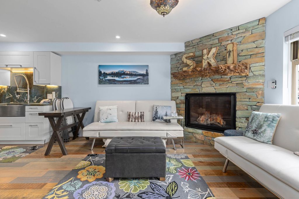 listing image 1100813238933204907