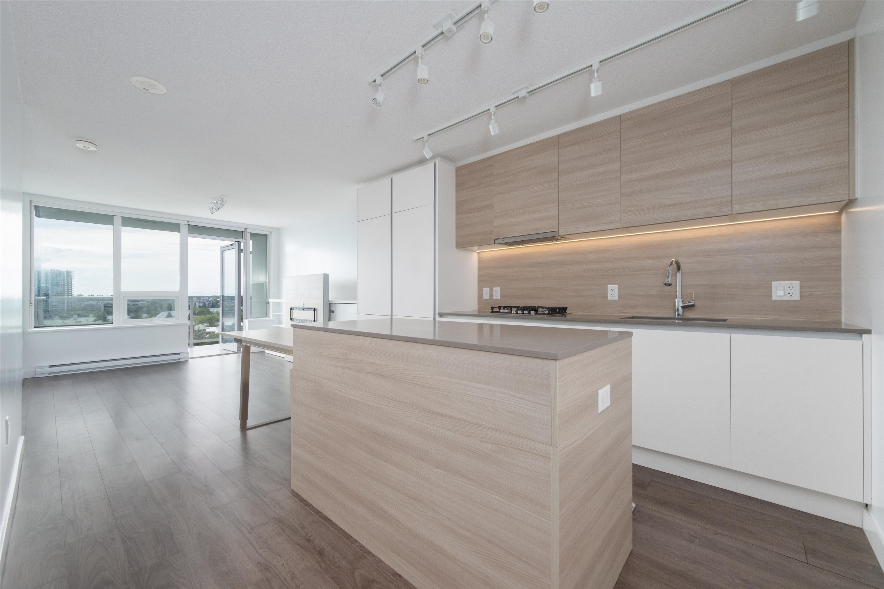 988 Quayside Drive 1012