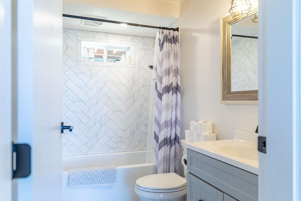 listing image 1102382900141338103