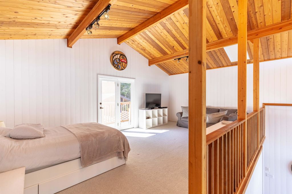 listing image 1106233726778770701