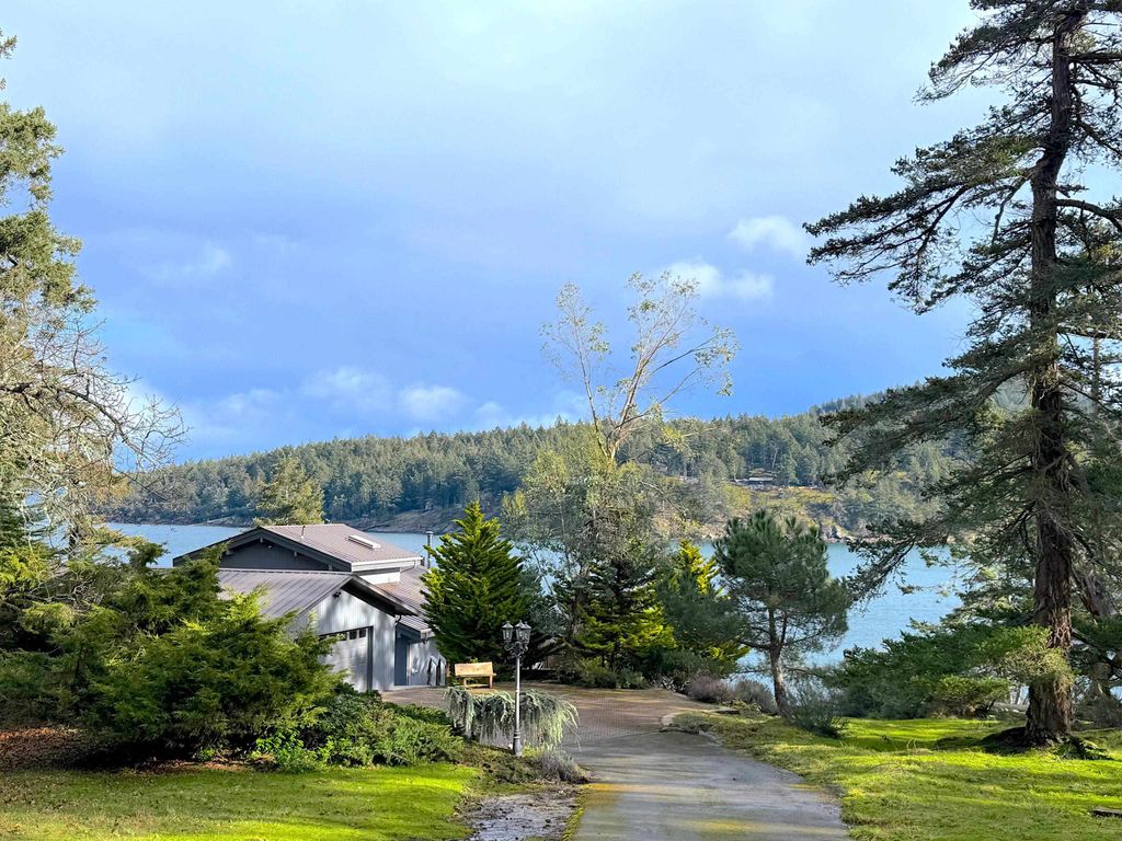 listing image 1106188494368833683