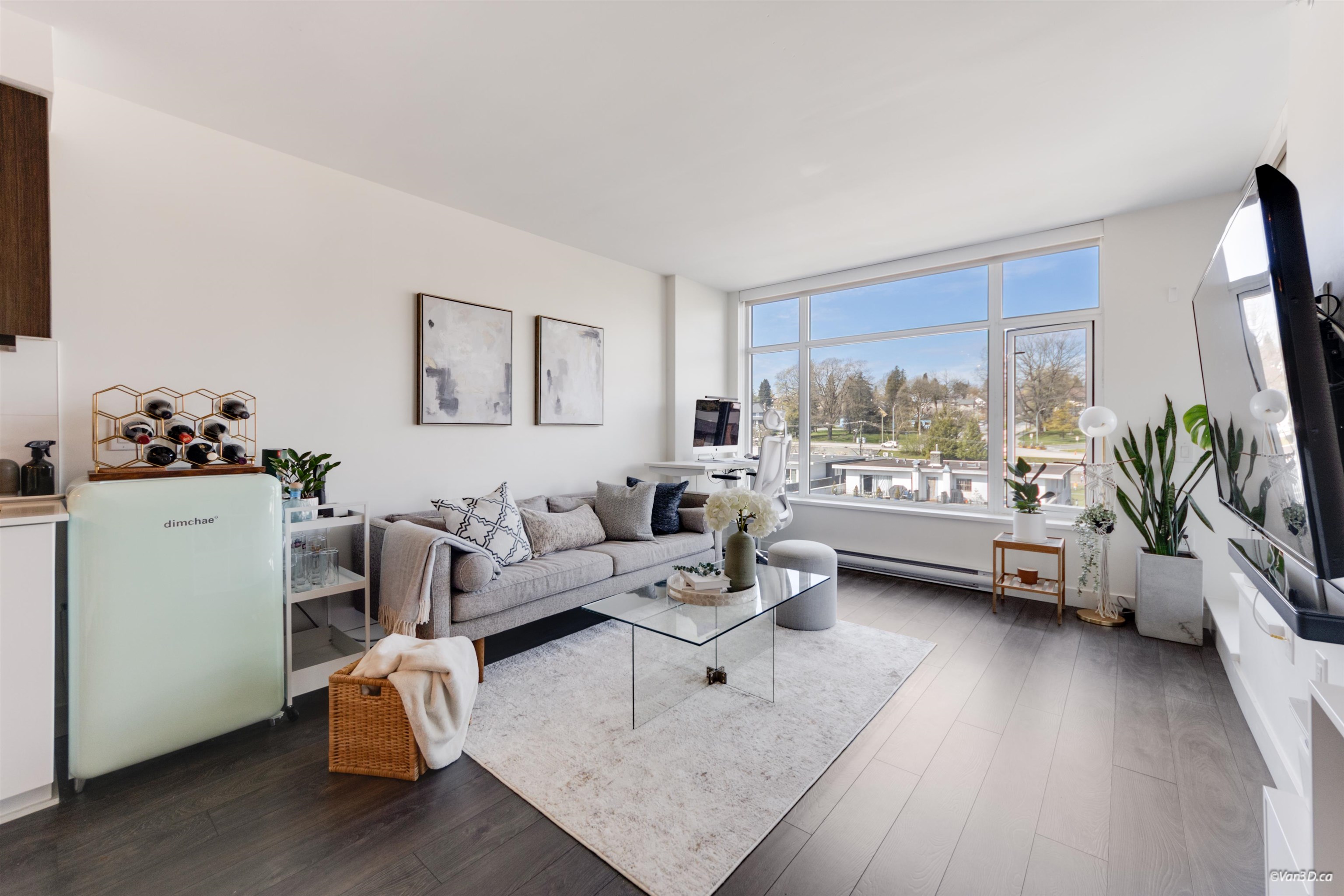 188 Agnes Street 607