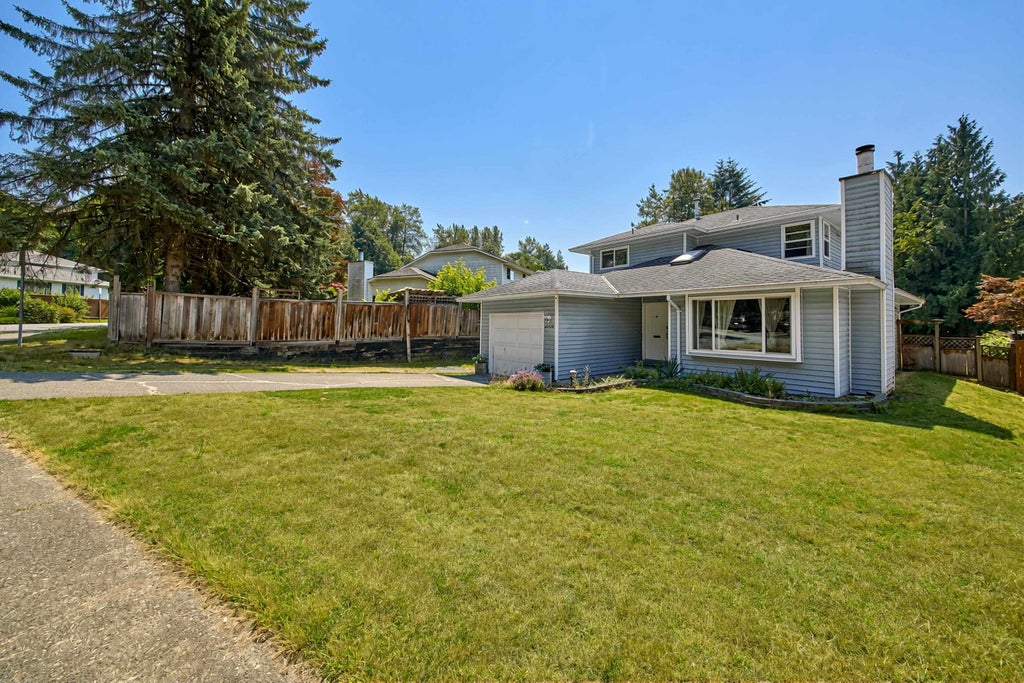 Photo of 22130 River Bend, Maple Ridge, BC V2X 9P3 (MLS # R3144585)