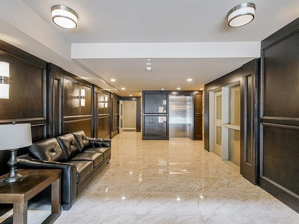 20716 Willoughby Town Centre Drive B328