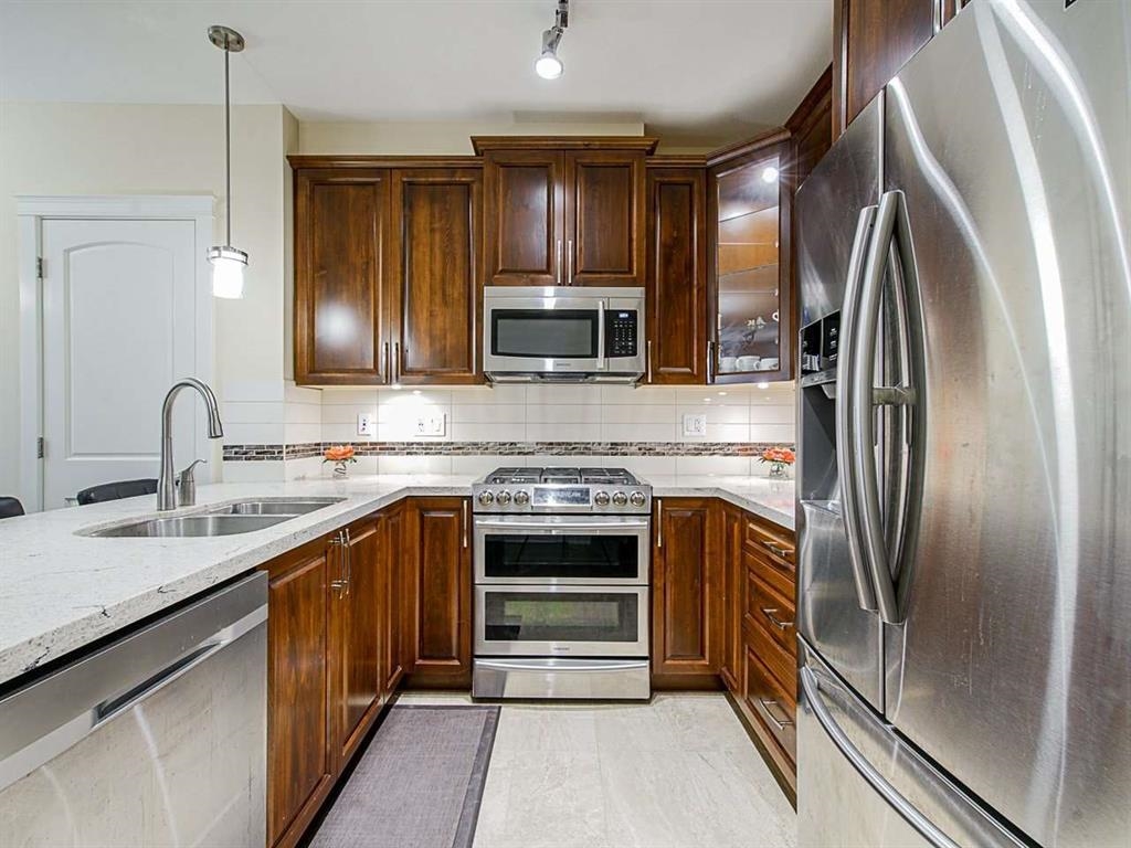 20716 Willoughby Town Centre Drive B328