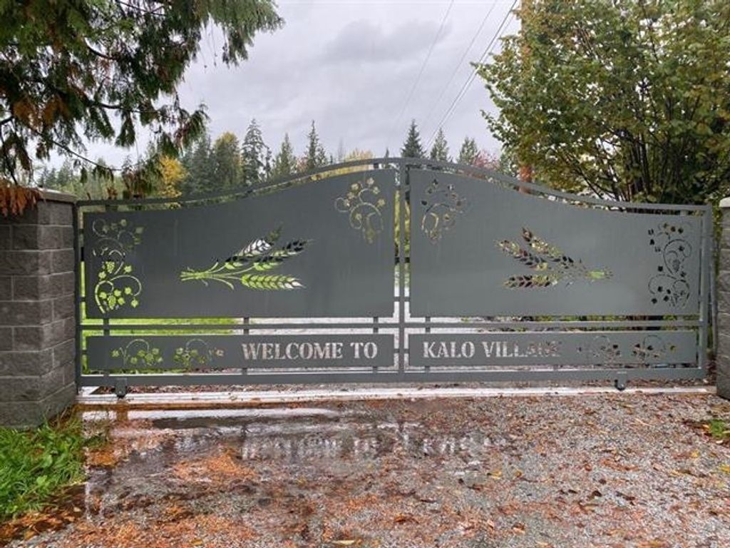 Photo of 12753 256 Street, Maple Ridge, BC V4R 1C2 (MLS # R3107743)