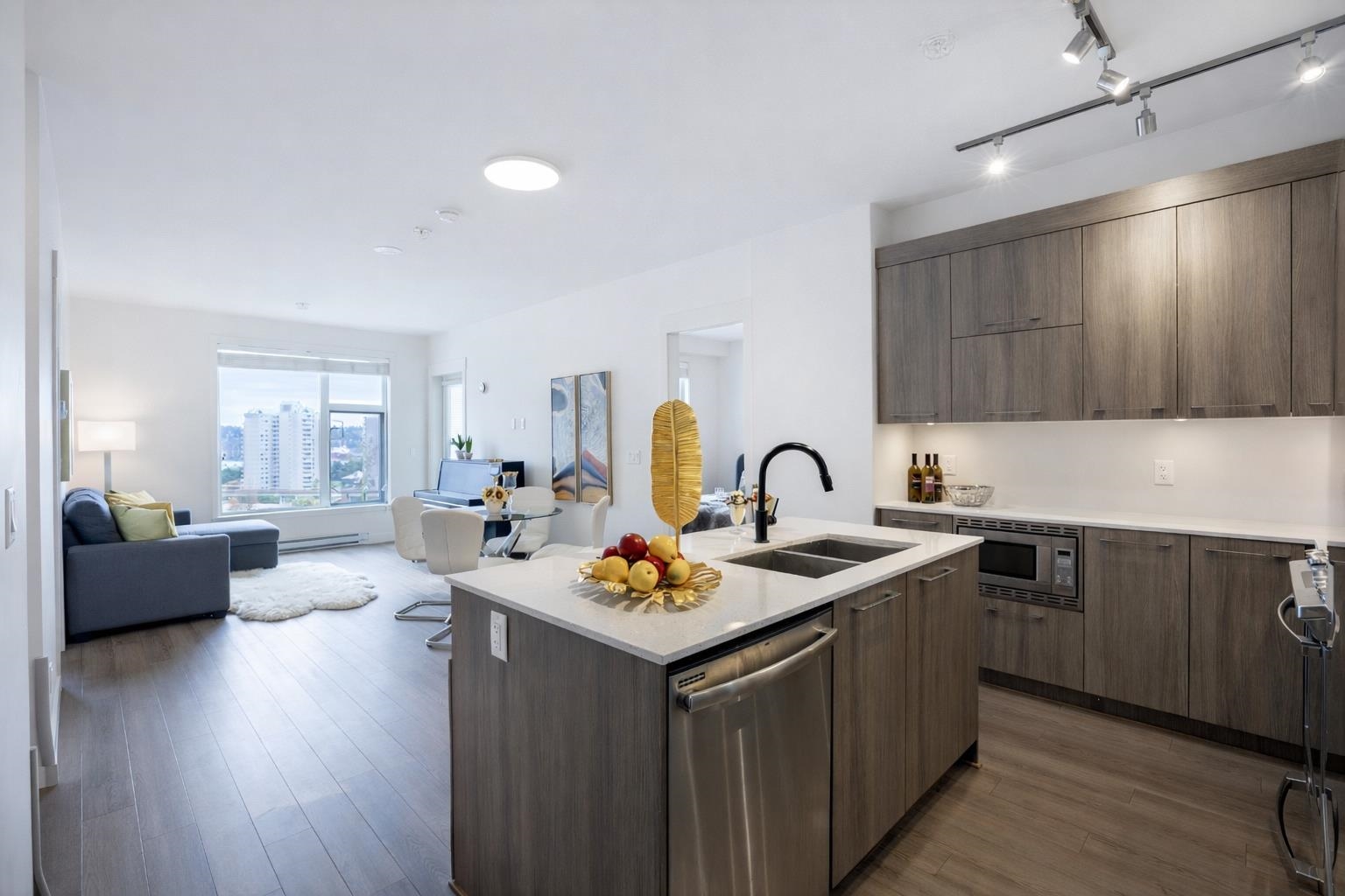 1012 Auckland Street 405