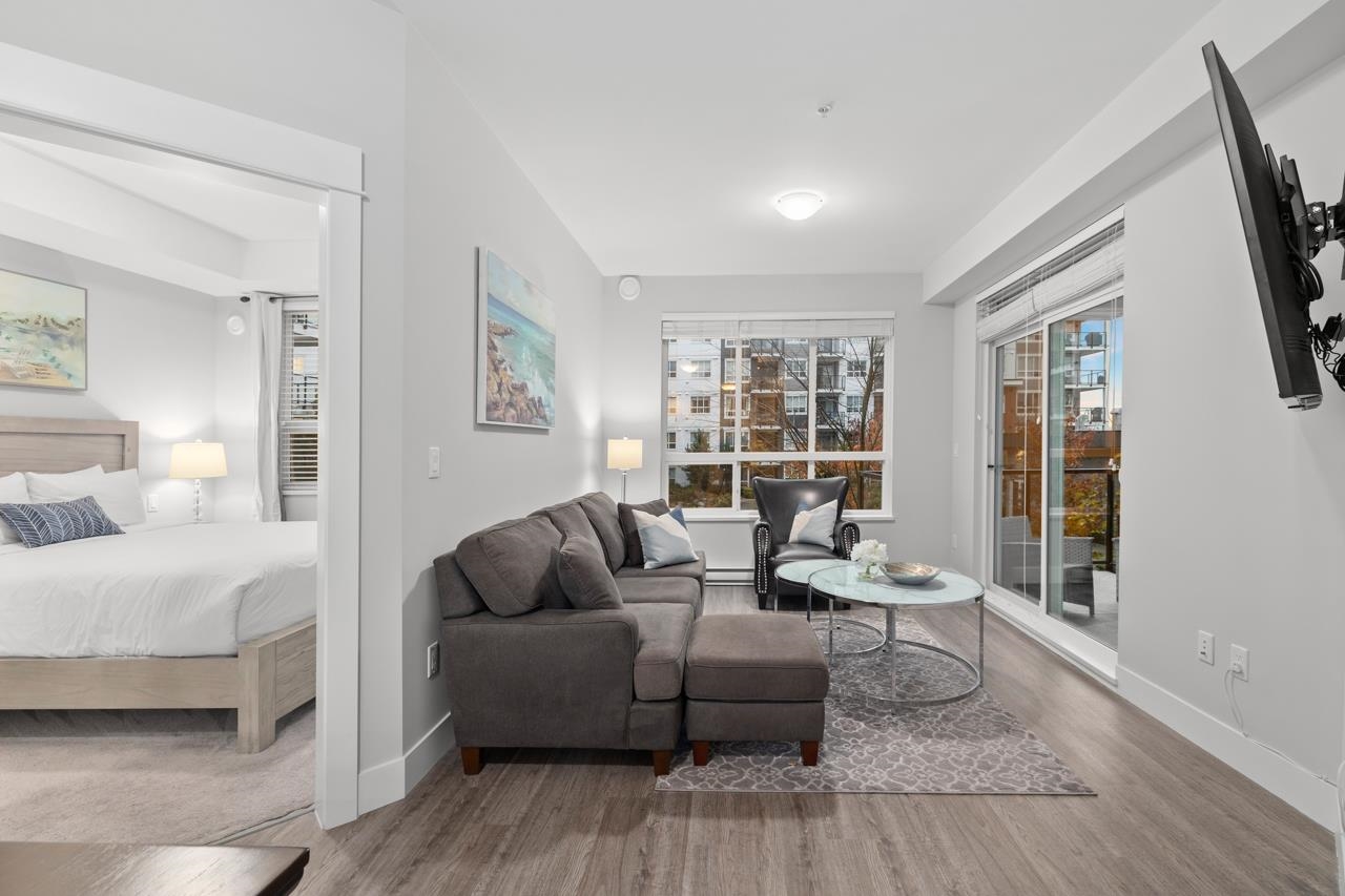 2180 Kelly Avenue 4317