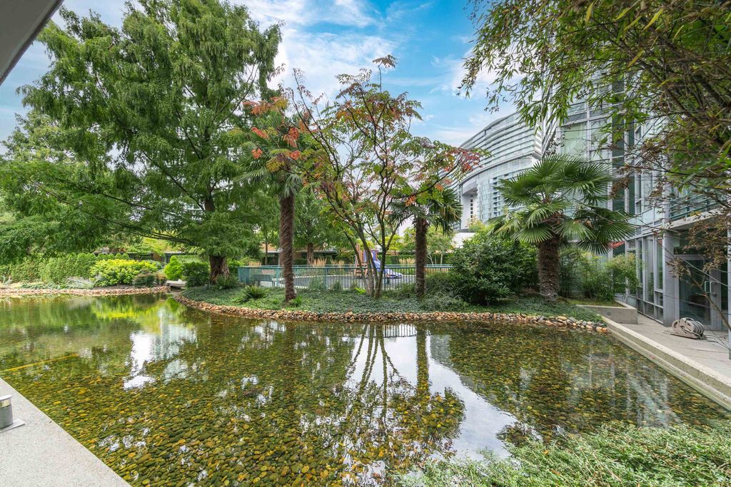 listing image 1108528647146736077