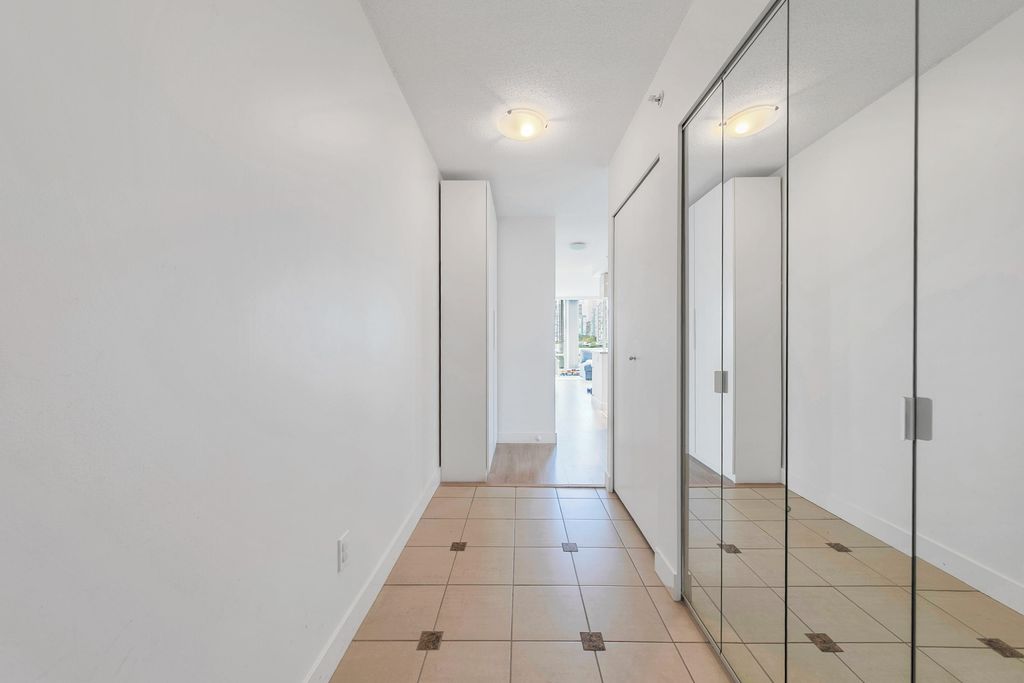 listing image 1108499035785002096