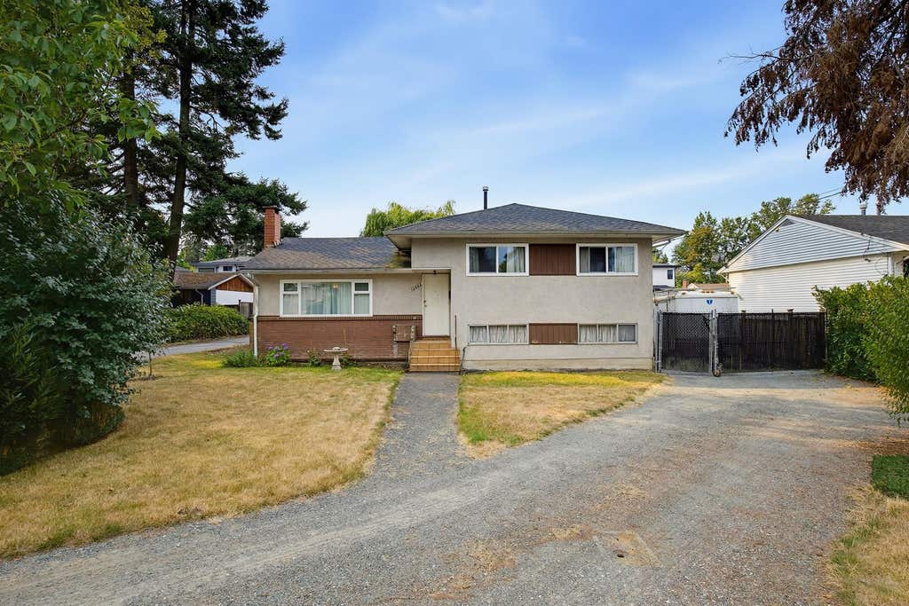 Photo of 13022 101 Avenue, Surrey, BC V3T 1L1 (MLS # R3156849)