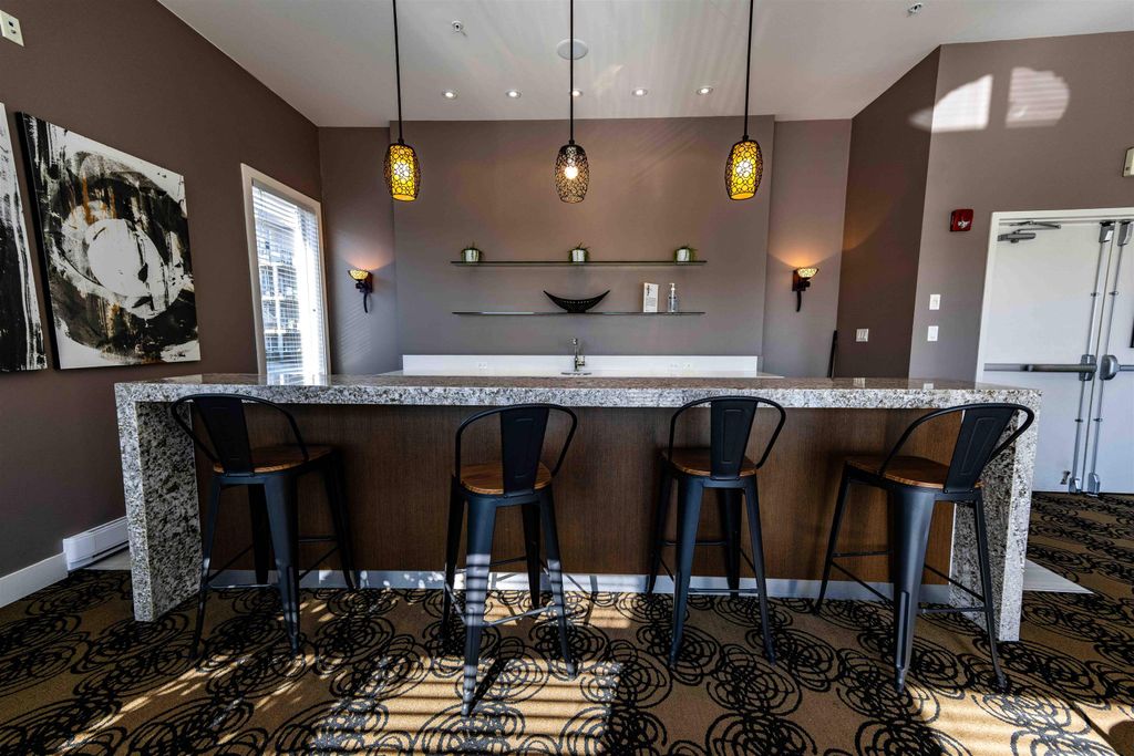 listing image 1107598184683572063