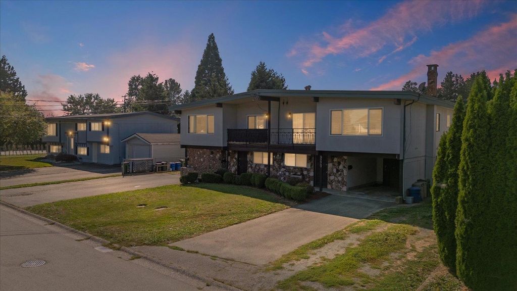 Photo of 9229 James Street, Chilliwack, BC V2P 6G8 (MLS # R3104546)