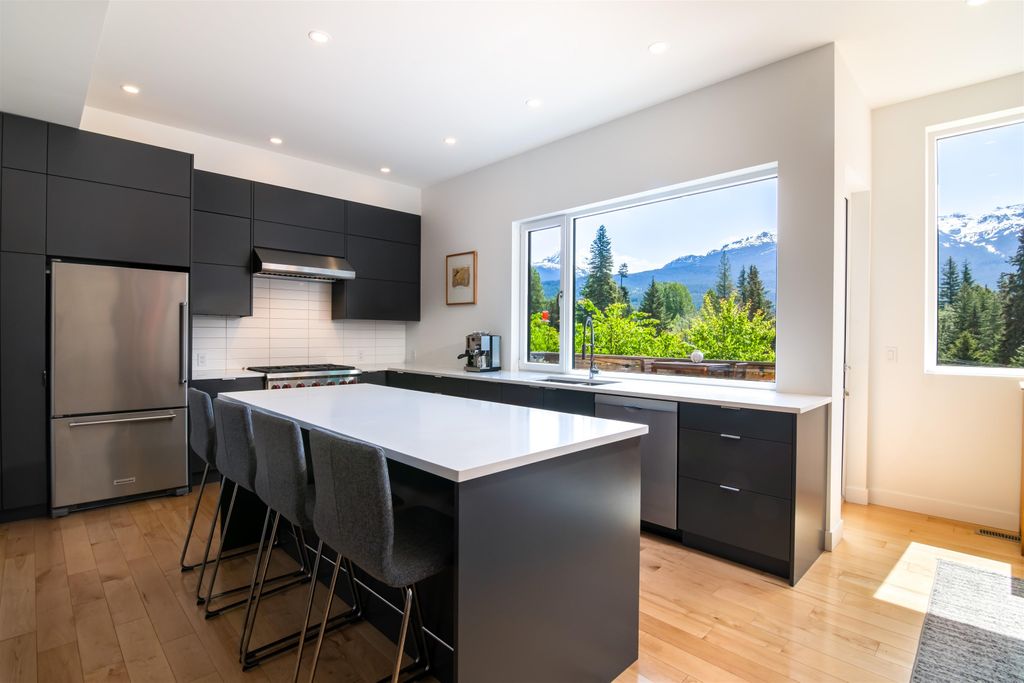 listing image 1102891365016905038