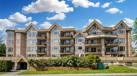 11595 Fraser Street 203 Maple Ridge BC V2X 0X7