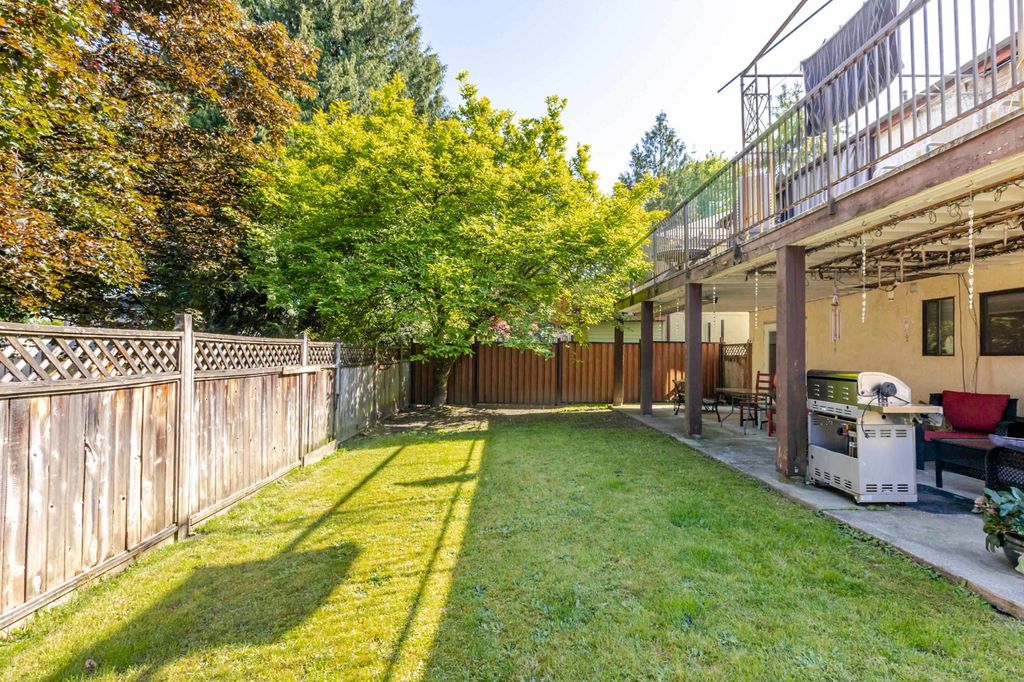 listing image 1102640836648962427