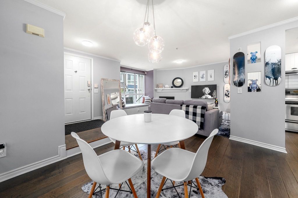 listing image 1109657294516120091