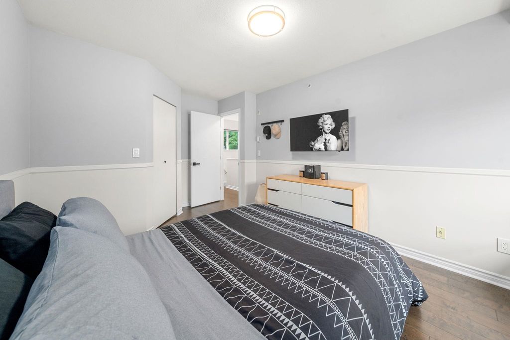 listing image 1109085901140655549