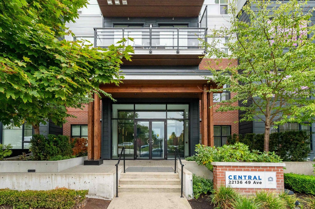 Photo of 22136 49 Avenue #101, Langley, BC V3A 0M8 (MLS # R3170429)