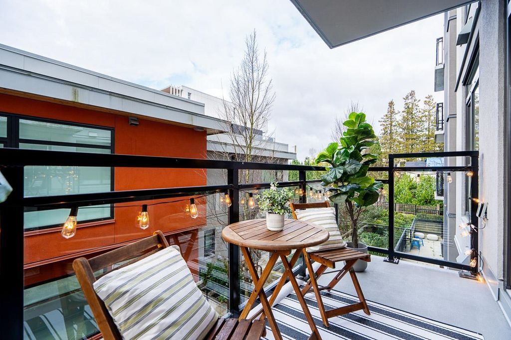 listing image 1106223191925891800