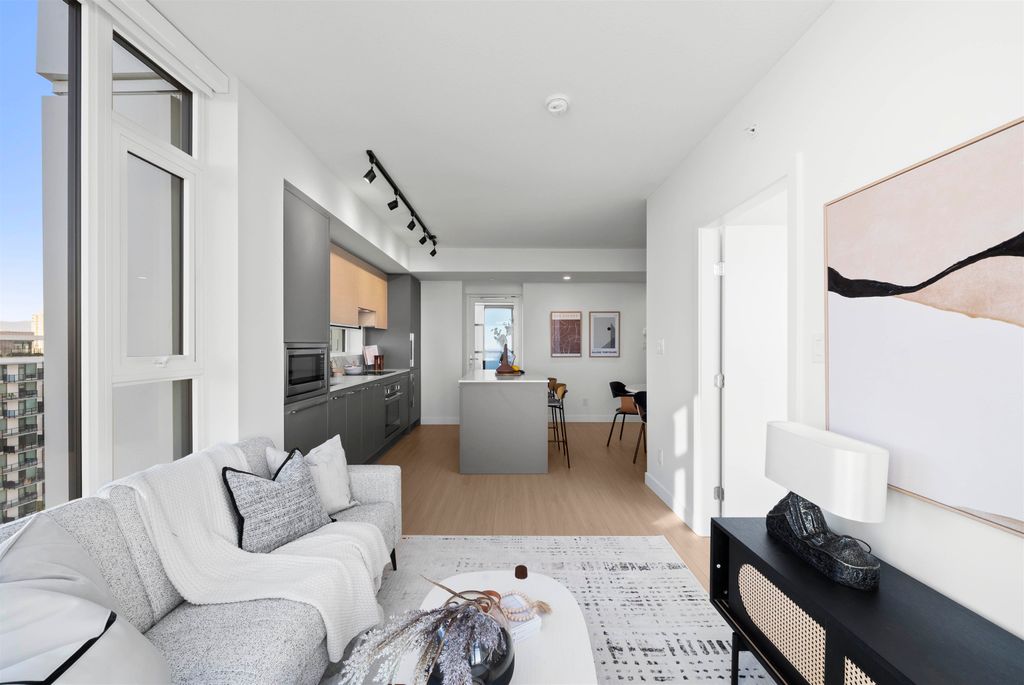 listing image 1103708291974898192