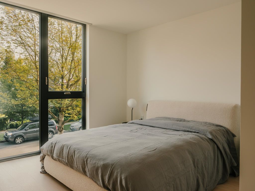 listing image 1102176643567535573