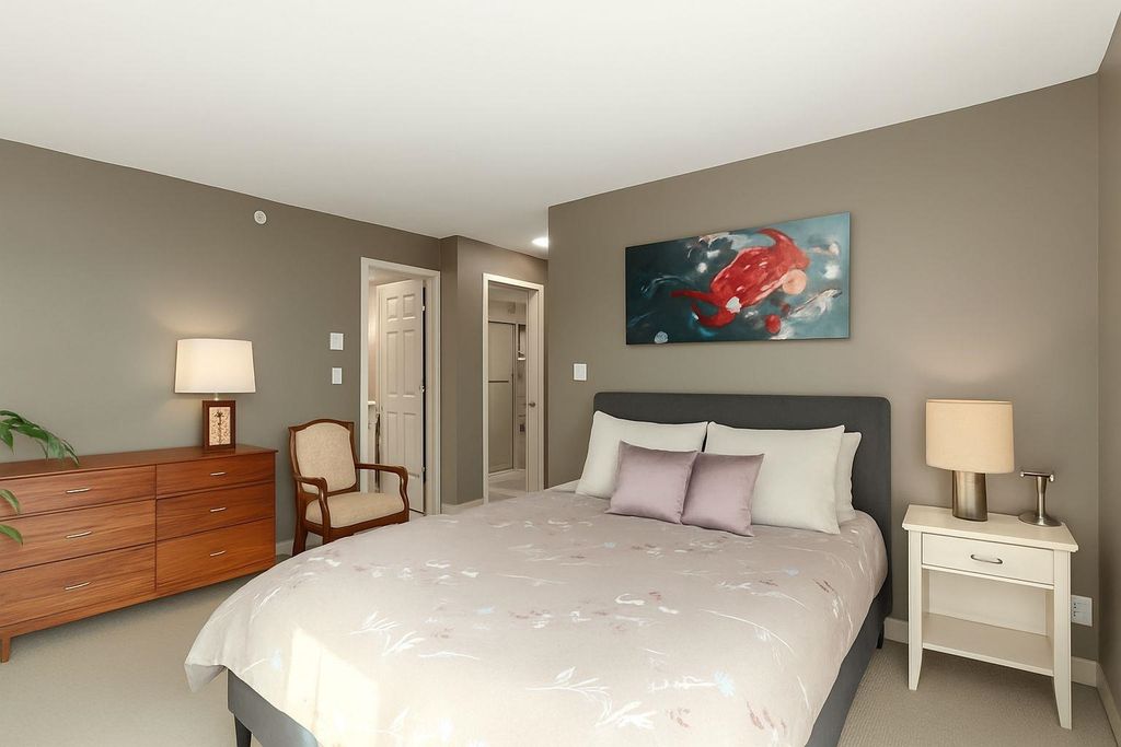 listing image 1102573608140662856