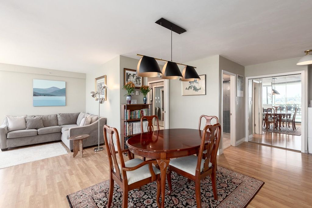 listing image 1102621656451194044