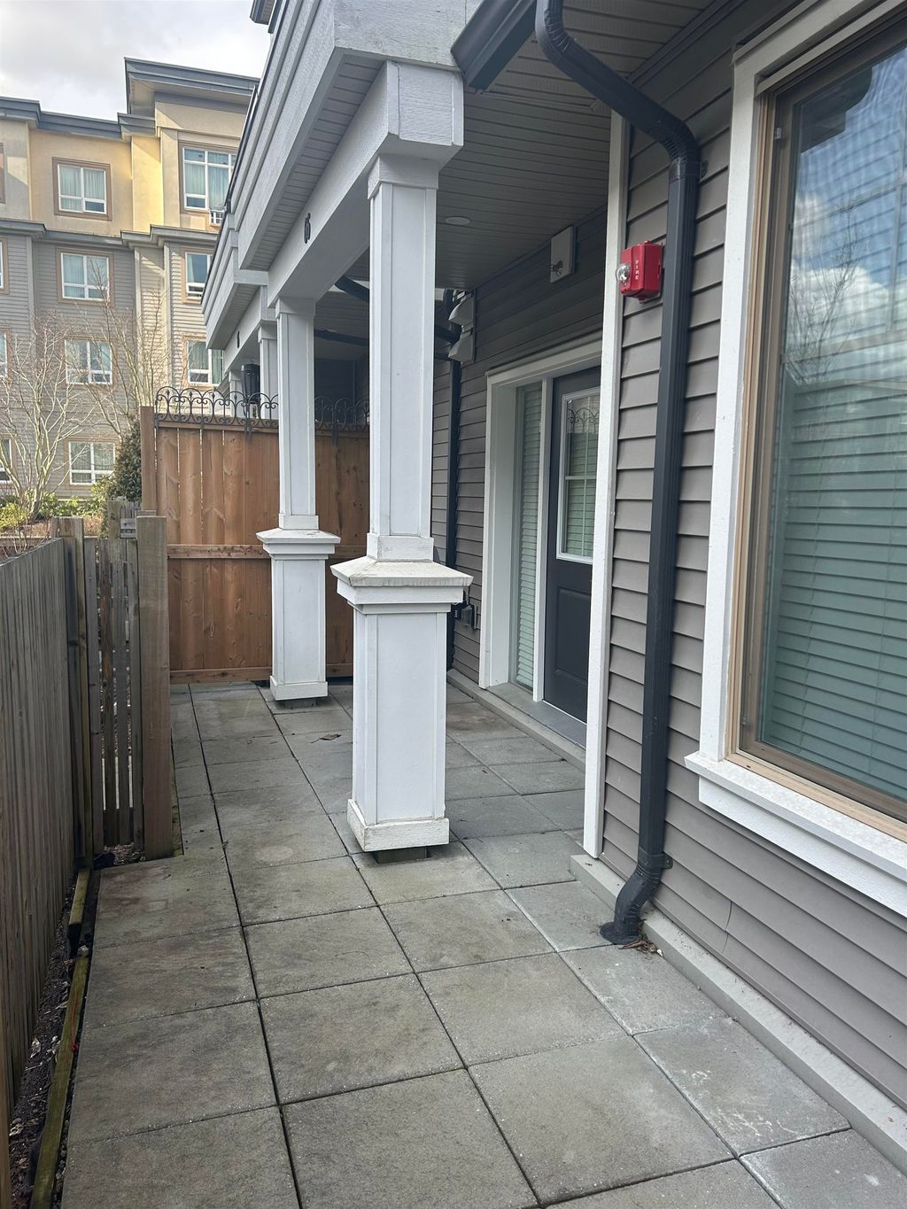 listing image 1108318732196883961