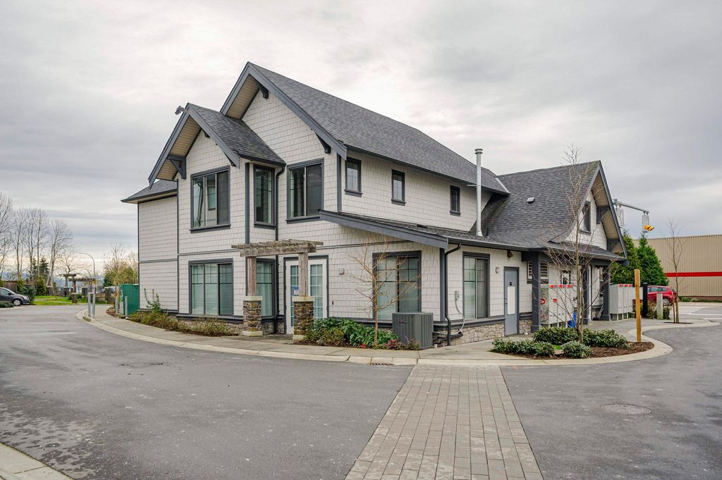 listing image 1102357725097264737